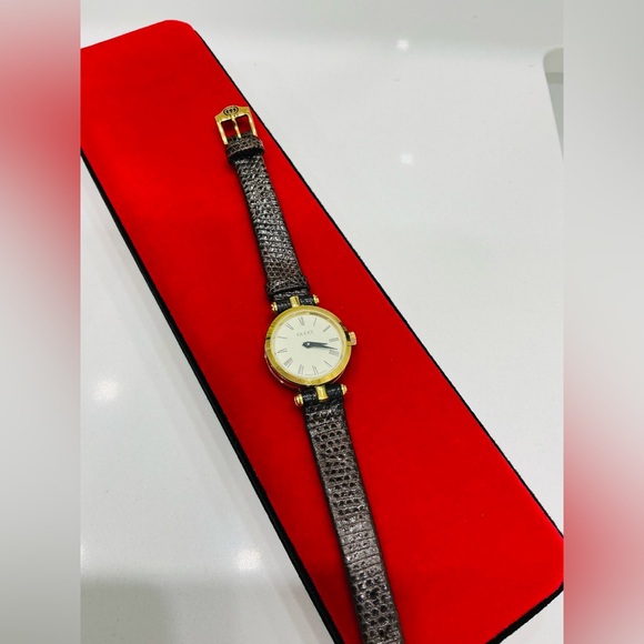 Ladies GUCCI SHERRY LINE watch❤️🧡💚 - Picture 7 of 14